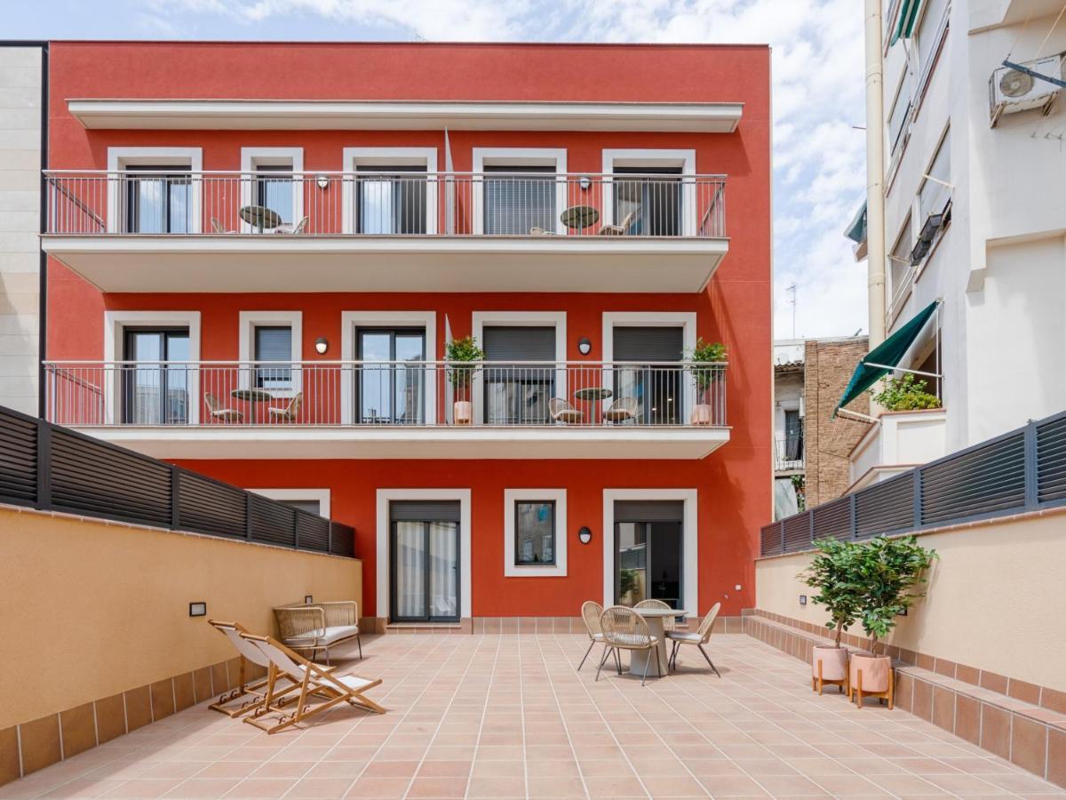 Limehome Carrer De Besalu 90 - Temporal Apartament *